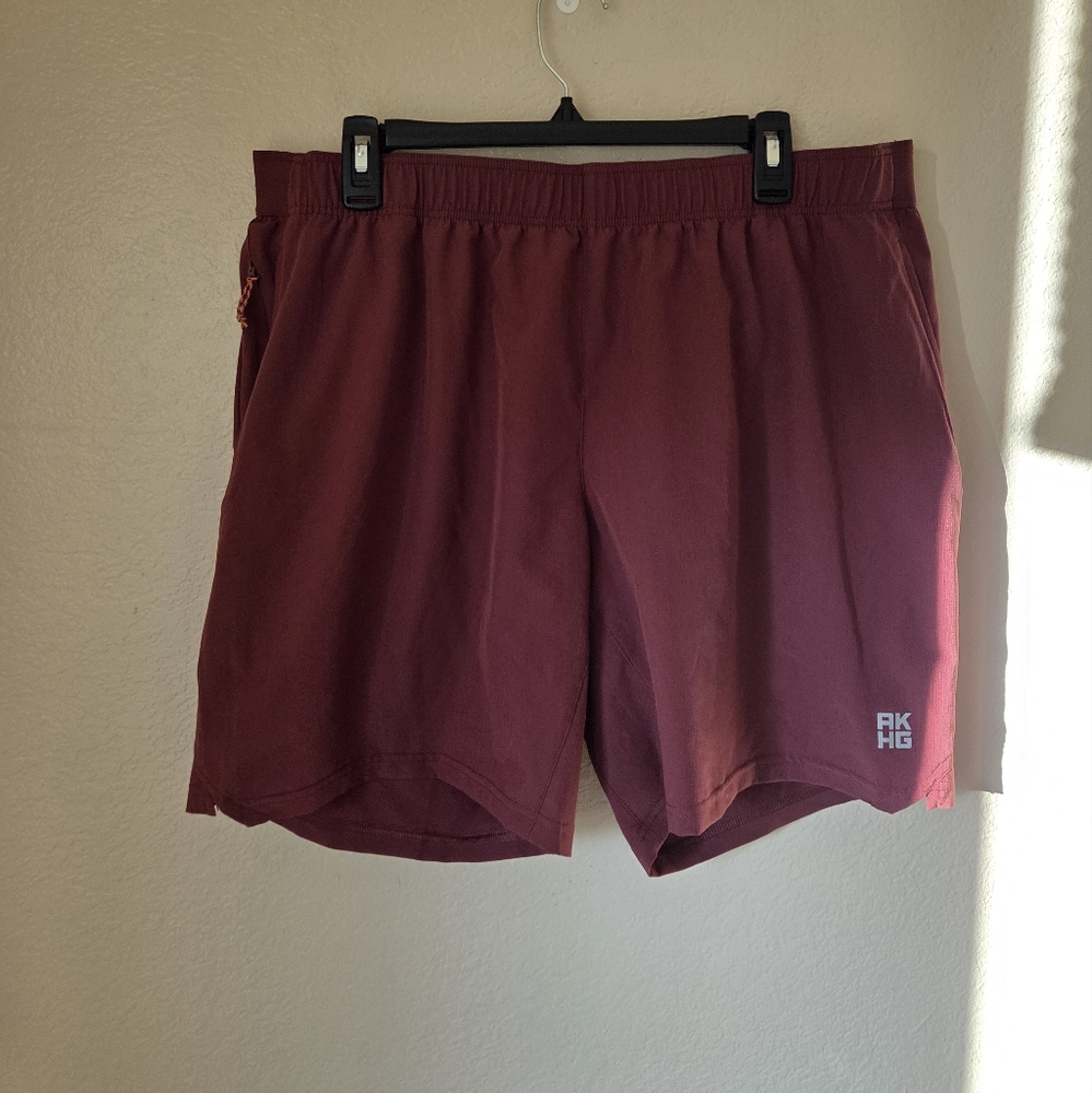 Duluth Trading Co Mens AKHG Outer Limit 8" Short Size XL